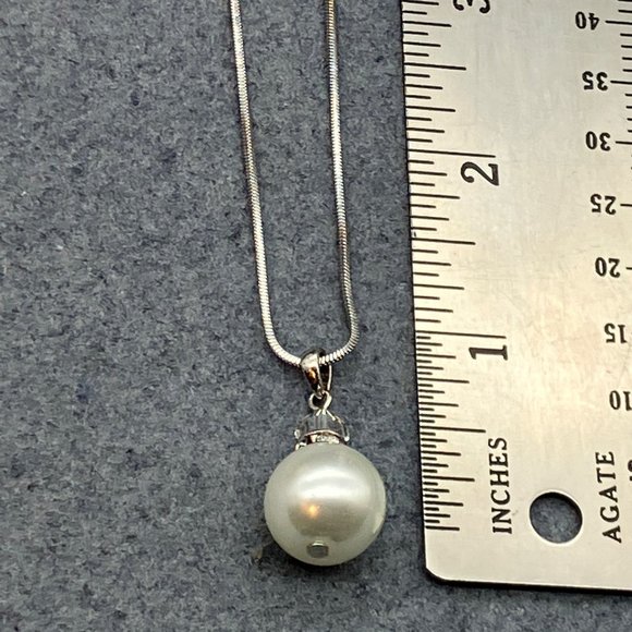 Charming Charlie Necklace Pearl Silver Slinky Chain Crystal Accent Granny Retro - Picture 5 of 8